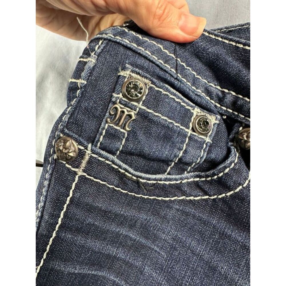 Miss Me JP5445B3 Boot Jeans Low Rise Cross Gem Pockets Dark Wash Size 26 - Picture 3 of 8